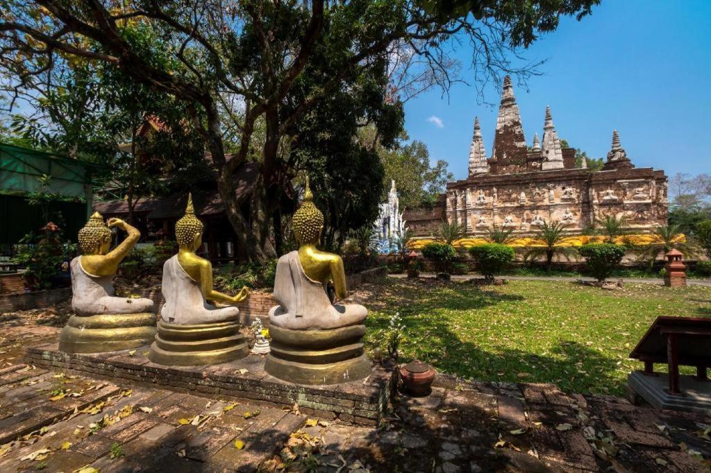 Le Light House & Hostel Chiang Mai Exterior foto