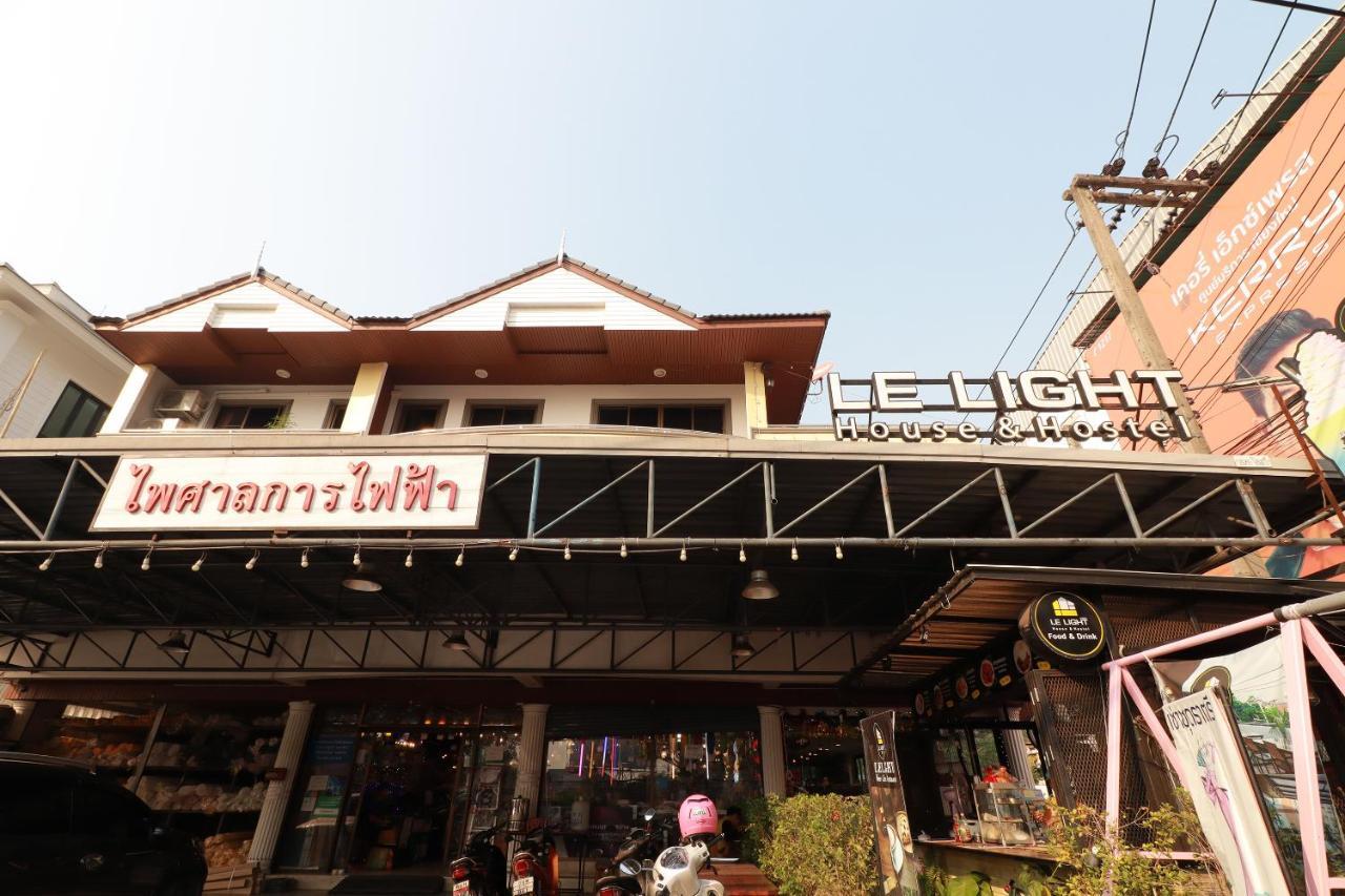 Le Light House & Hostel Chiang Mai Exterior foto